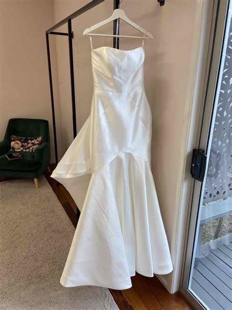 Pronovias New Wedding Dress - Stillwhite
