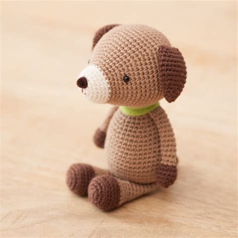 Amigurumi crochet dog pattern