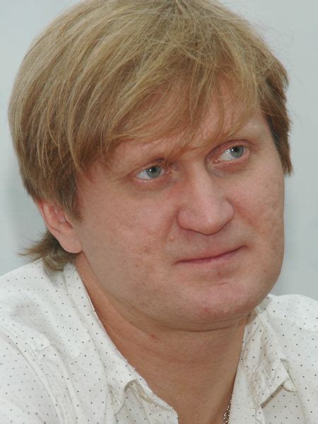 Андрей Рожков – биография, фото, рост и вес, семья, жена и дети 2025 ...