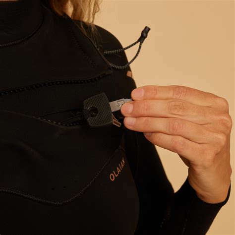 surfing wetsuit women 2