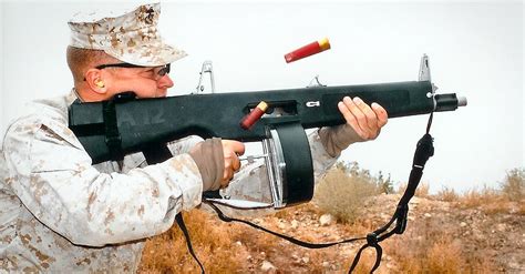 AA-12 Fuldautomatisk Haglgevær - MANDESAGER
