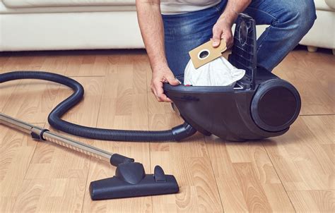 bagged  bagless vacuum whats    techradar