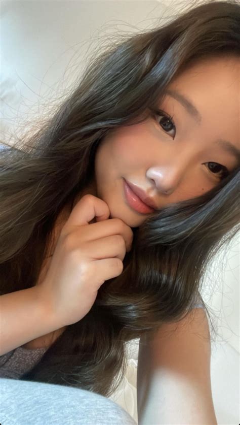 Can anybody link the vid? Her name is sorammmm : r/twitchasians