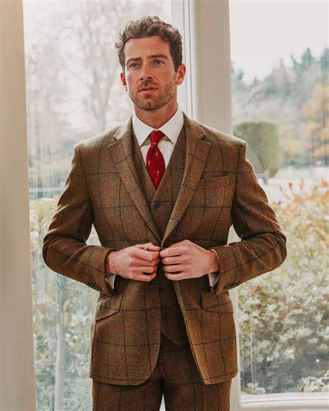 How To Wear A Tweed Blazer – Alan Paine