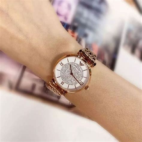 Наручные часы Emporio Armani — купить часы Армани на официальном сайте ...