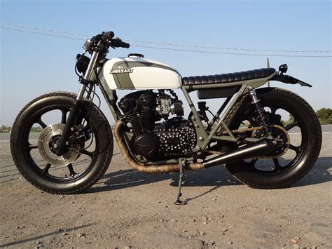 Will any (prettier) tanks fit on a Kawasaki Z500 without much modification?