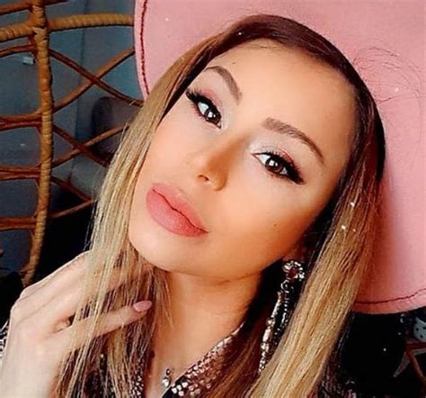 Ася Капчикова с пластика по време на карантина! Бившата на Криско си ...