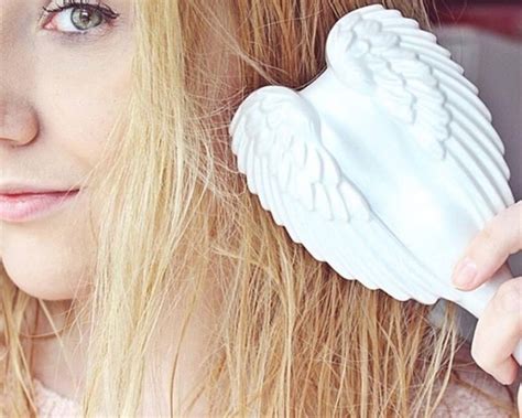 Hřeben Tangle Angel: recenze vlasových modelů Brush v podobě andělských ...