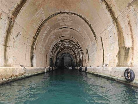 Shadows Of Submariners: Secret Cold War Bunkers In Washington