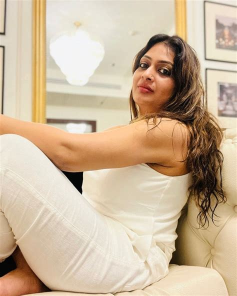 Know All About Yash Toxic Movie Director Geethu Mohandas