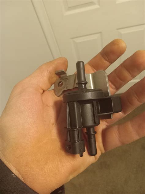 What part is this? EGR valve? | Chevrolet Malibu Forums