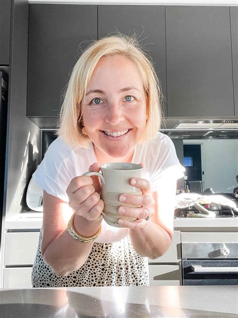 How to make icing sugar (confectioner's sugar) from scratch