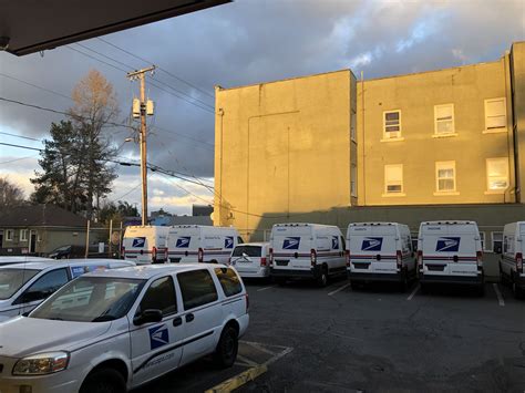 Guide to USPS Locations and Mailing Services in Portland, Oregon 12