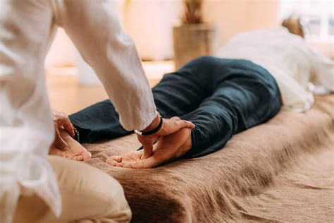 Acupressure – what is it and what are the benefits - Rest Less