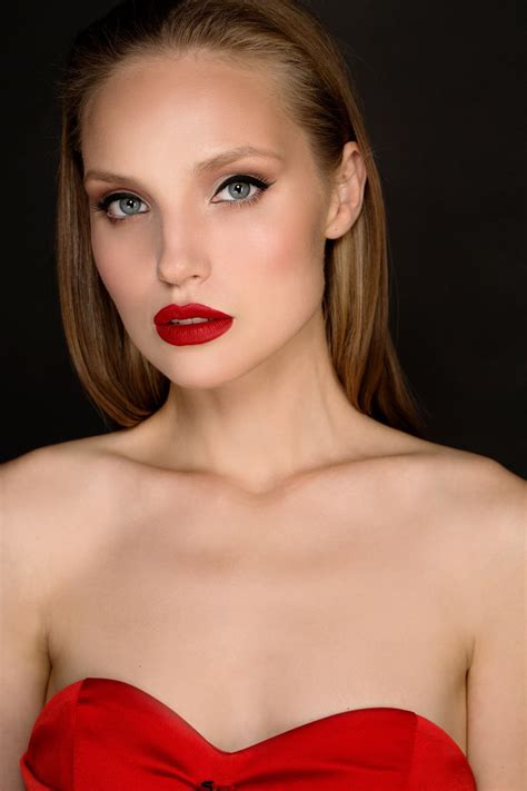 Picture of Anastasia Sultanova