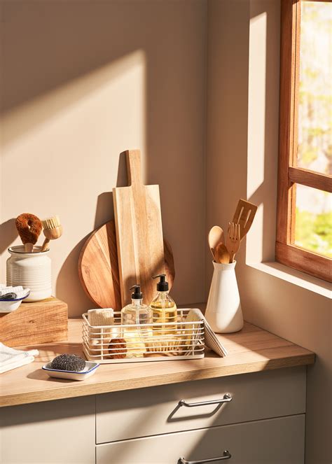 8 Sustainable Cleaning Products That Actually Work | domino