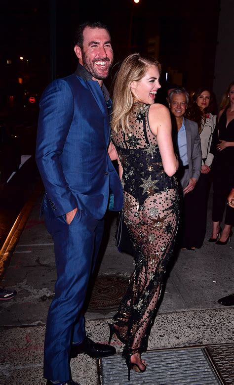 Kate Upton Goes Bare-Buttocked on Birthday - Go Fug Yourself