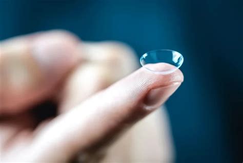 A Beginners Guide to Multifocal Lenses For Cataracts & It's Cost