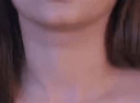 Sore Throat Thyroid Exam GIF - Sore throat Thyroid exam Swallow