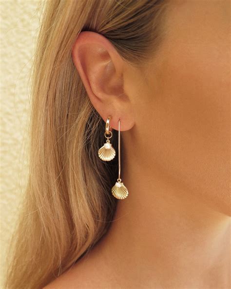 THICK FRESHWATER PEARL CLAM SHELL HOOP EARRINGS - The Littl A$124.99 A