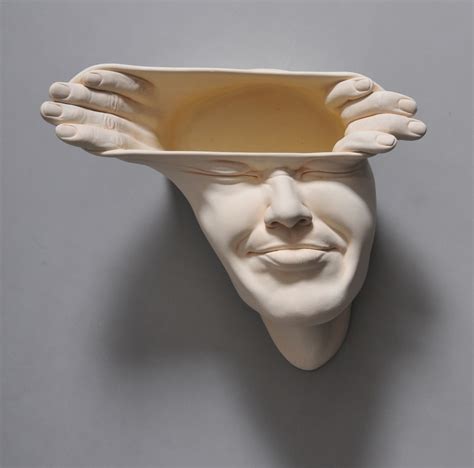 Johnson Tsang – Warped Faces - Thalmaray.co