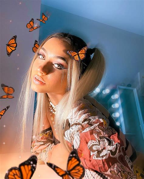 𝓢𝓾𝔃𝓪𝓷 on Instagram: “🦋” | Suzann, Photo, Free photos