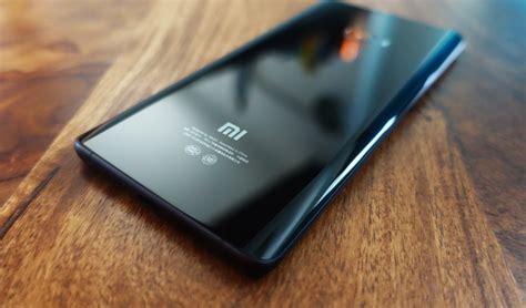 Интернет-магазины начали отказываться отправлять смартфоны Xiaomi в Россию