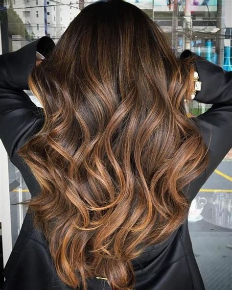 60 Looks with Caramel Highlights on Brown Hair | Hair color balayage