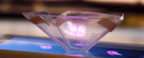 Watch: How to Turn Your Smartphone Into a 3D Hologram : ScienceAlert