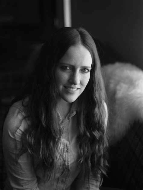 Meet Whitney Taylor – Loving Mom, Painter, and Pinterest Influencer