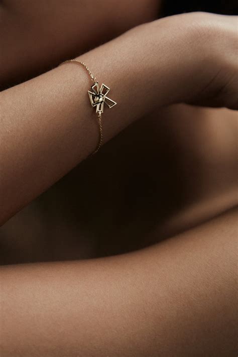 Avgvst jewelry