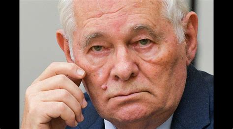 Песков: Мы желаем скорейшего выздоровления Леониду Рошалю