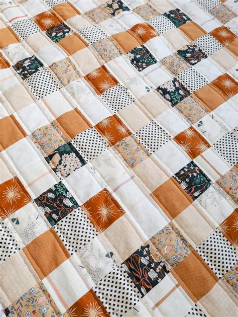 FREE - Patchwork Squares Quilt Pattern | Quilts, Square quilt ...