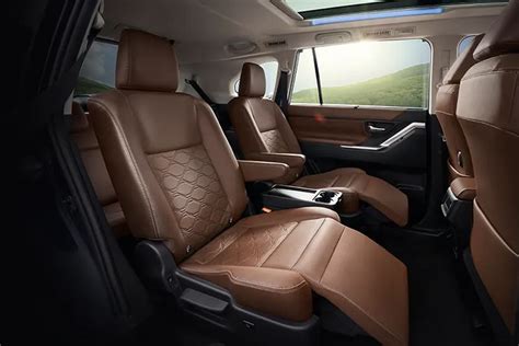 toyota innova hycross images innova hycross interior exterior