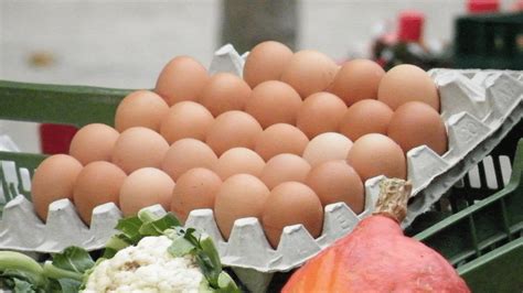 Как продлить срок годности яиц при хранении в холодильнике?