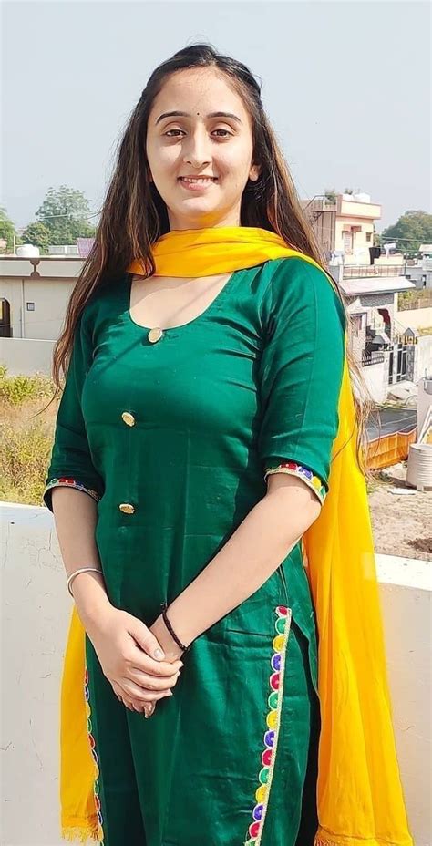 Beautiful Women Over 40, Indian Actress Hot Pics, Beautiful Indian ...