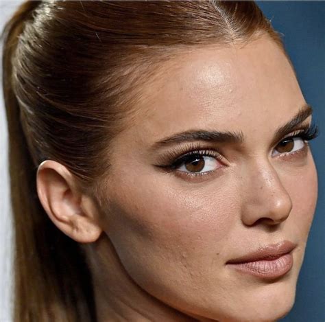 Pin on Kendall jenner | Kendall jenner skin, Acne makeup, Celebrity skin