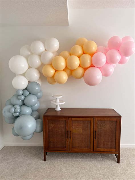 diy balloon garland 6