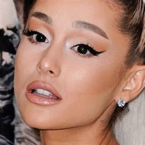 Ariana Grande Makeup Products She Uses | Makeupview.co