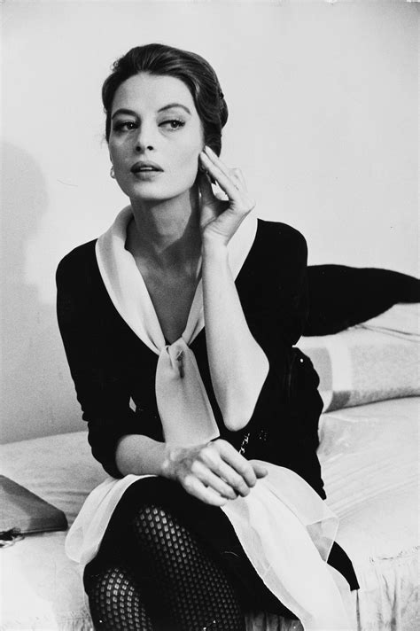 Franco Pinna : Capucine in La Pantera Rosa - Asta Fotografia