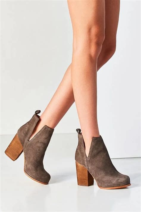11 Best Brown Ankle Boots ...