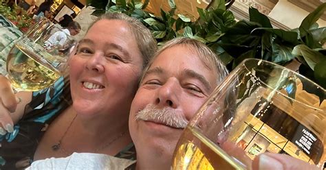 About Us - Drive - Dine - Discover