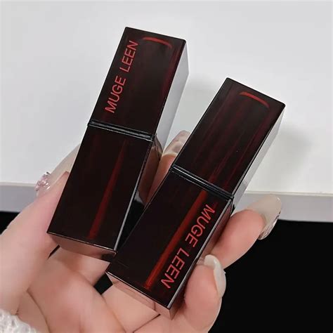 MUGE LEEN Colorless Lipstick