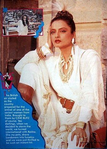 Pin by Rekha __Bollywood on Rekha | Vintage photography women ...