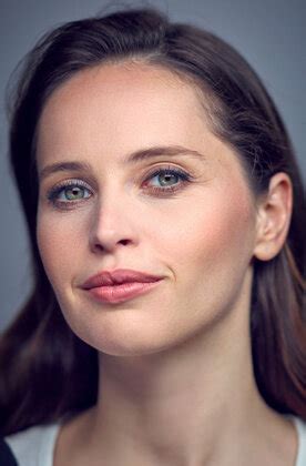 Фелисити Джонс (Felicity Jones): фильмы, биография, семья, фильмография ...