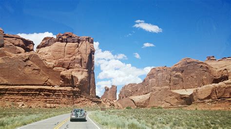 What Every Family Road Trip Needs #LifeConnected