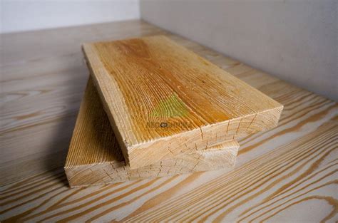 Доска обрезная 200x50x6000 сорт АВ из лиственницы естественной ...