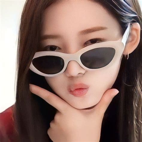 Ghim của 𝐒𝐞𝐥𝐢𝐧𝐚🫧share ảnh gốc trên 𝐑𝐨𝐫𝐚