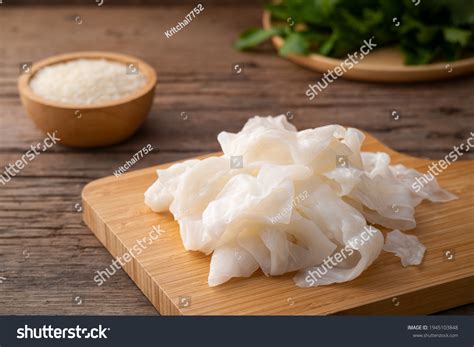 big flat dish images stock  vectors shutterstock