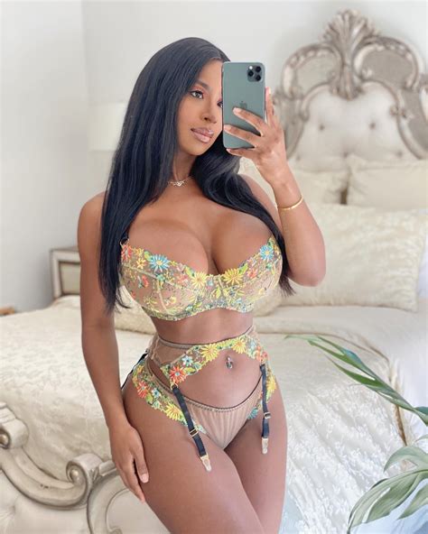 Priscilla Reiss : r/plastic_girls